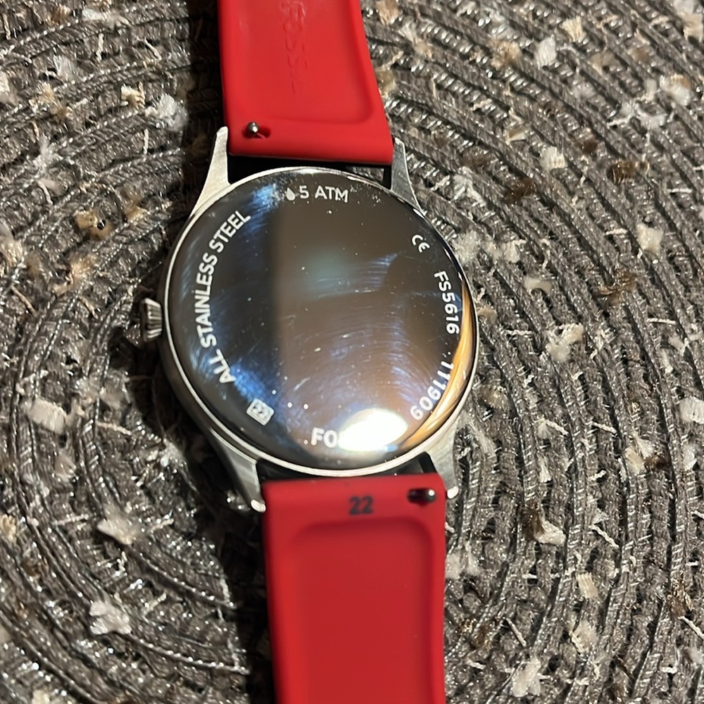 Fossil model 8 Forrester Red Dial Wristwatch with Black Strap - Picture 6 of 10